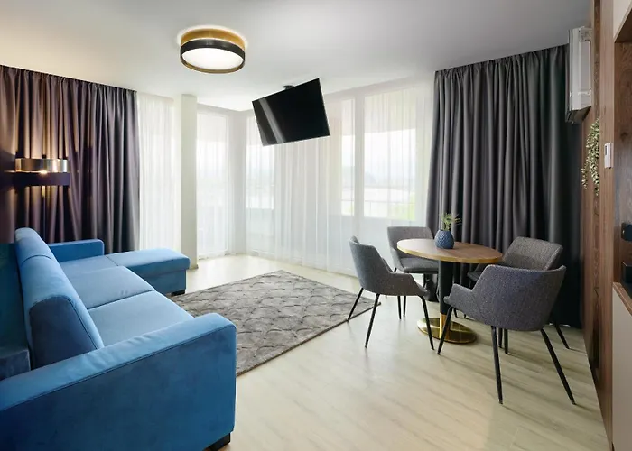 Infinity - Adults Only 4*