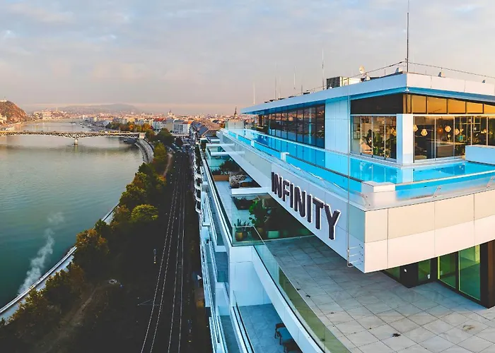 Infinity - Adults Only 4* Budapeszt