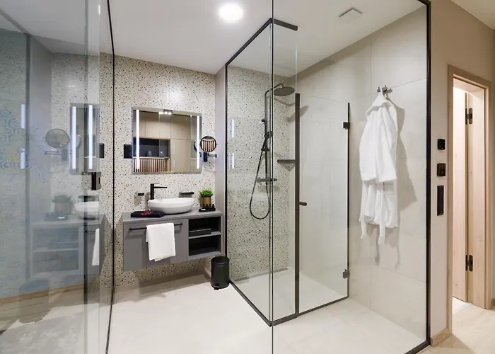 Infinity - Adults Only 4* Budapest
