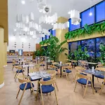Infinity - Adults Only 4* Budapesta