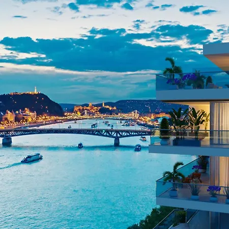 Infinity Hotel