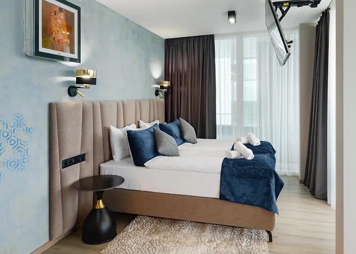 Infinity - Adults Only 4*