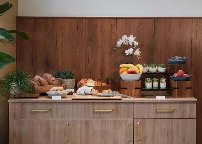 מלון Infinity - Adults Only 4*