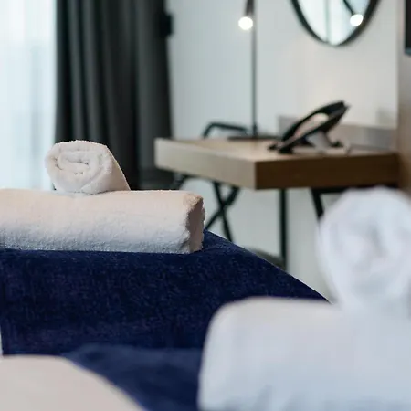 Infinity - Adults Only 4* Budapeşte