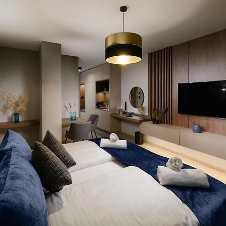 Infinity - Adults Only 4* Budapeşte