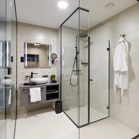 Infinity - Adults Only 4* Budapest