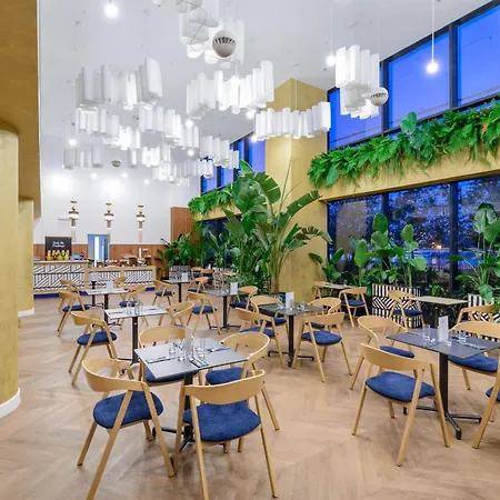 Infinity - Adults Only 4* Budapeşte